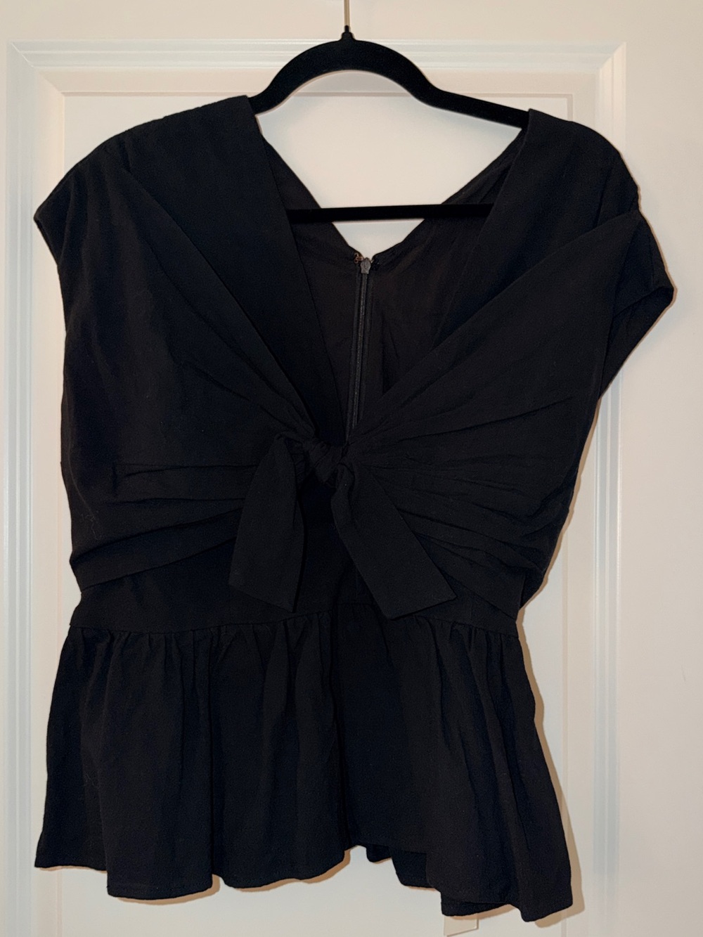 Commense Black Asymmetrical Tie-Front Women's Top Dress - Picture 4 of 7